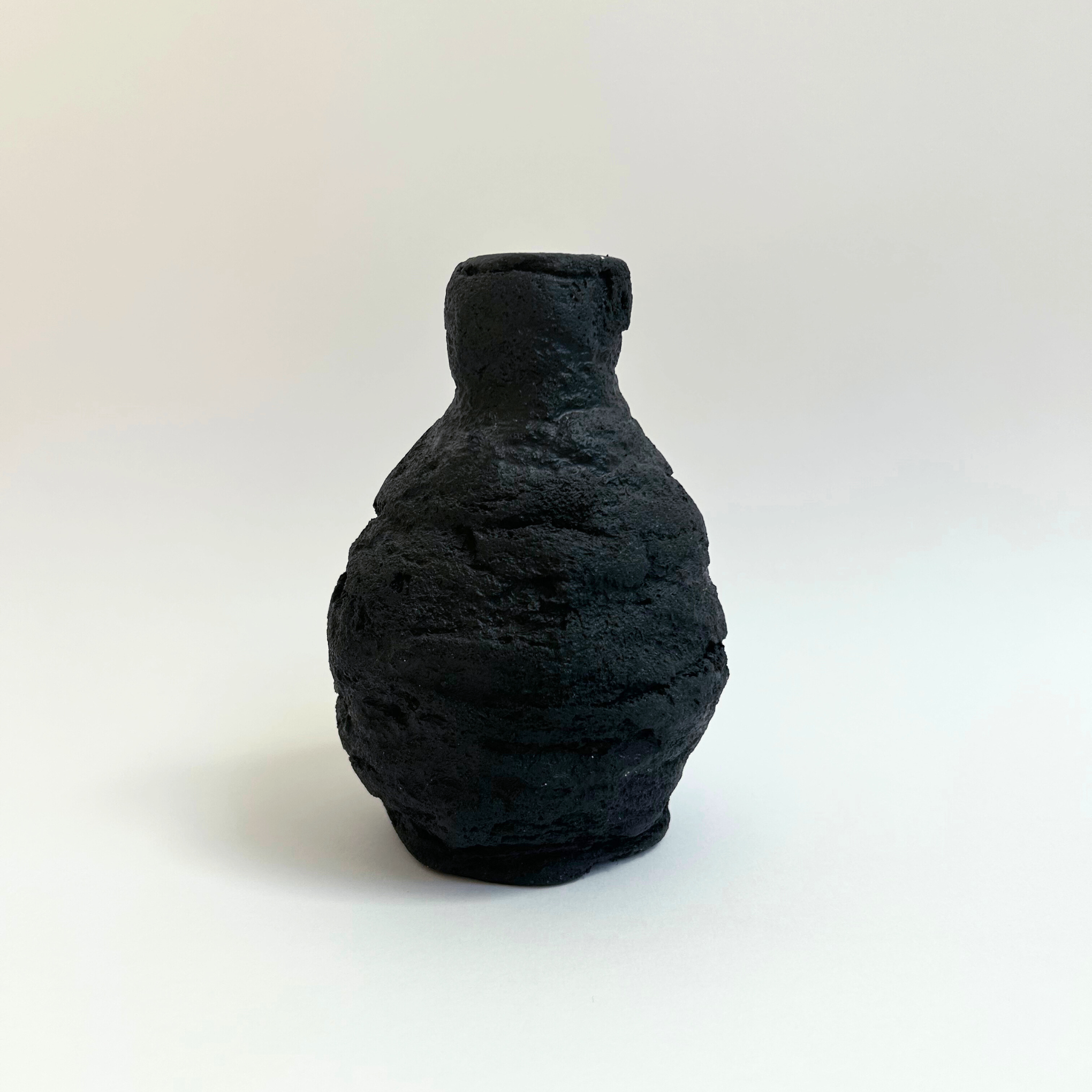 Black Woollyback Vase small