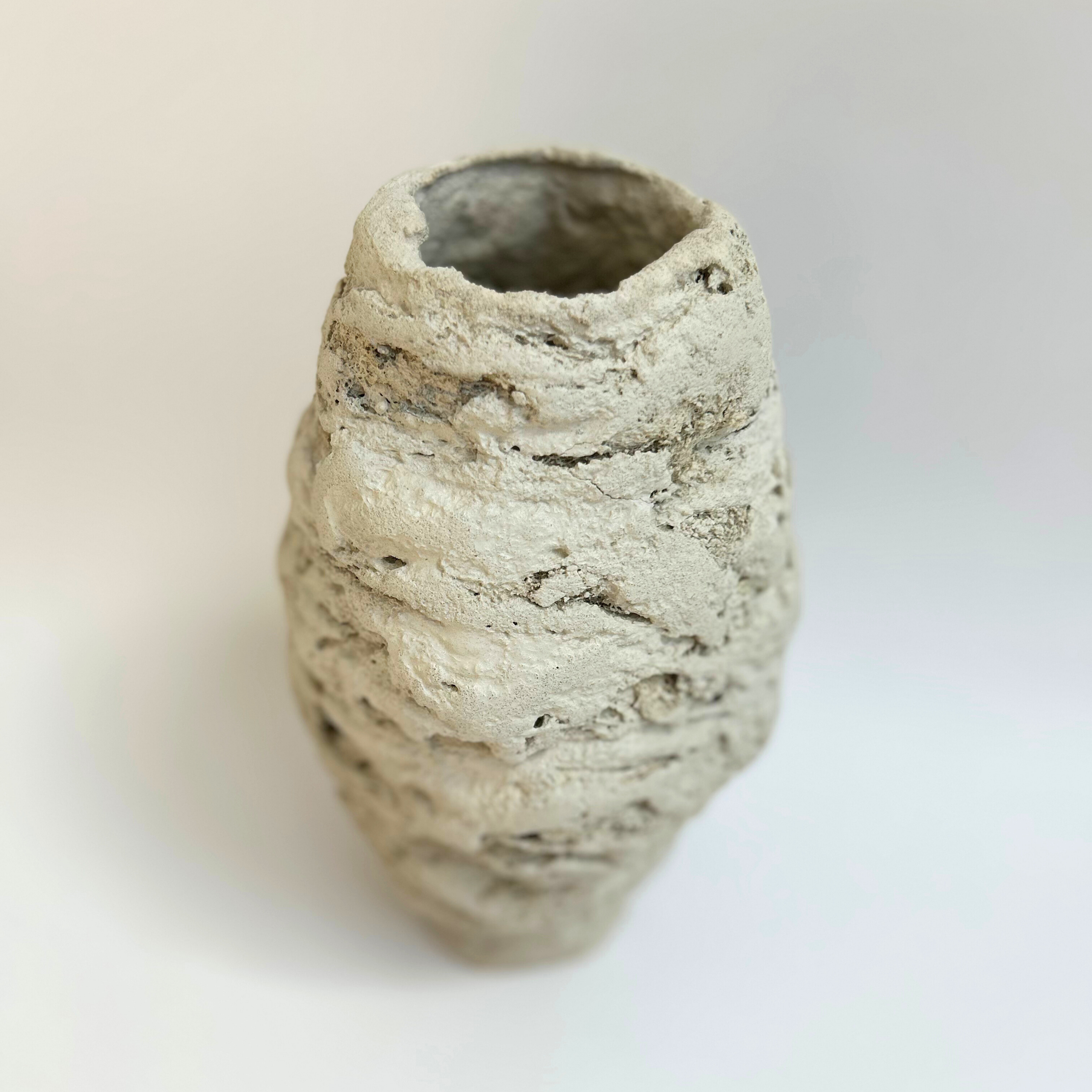 Woollyback Vase small